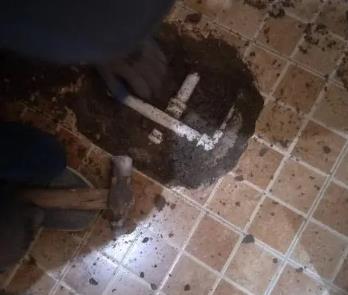 海沧卫生间漏水维修公司为您分享下卫生间渗水如何处理及注意事项